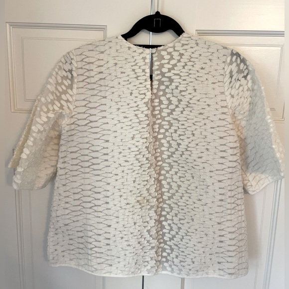 Hunter Bell Textured Ivory Top - Picture 3 of 3